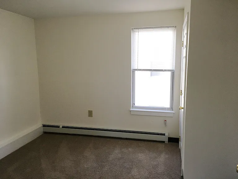93 2nd St #3 — Photo 46