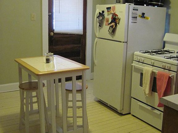 2nd image of 211 N Grant St