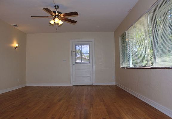 5th image of 731 Pine Ln