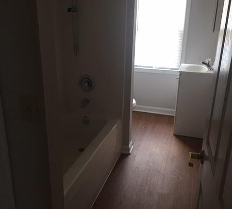 5th image of 403 N Bedford St Unit 1