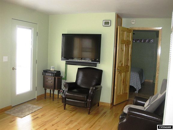 3rd image of 2226 Columbine Ln