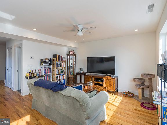 2nd image of 1012 S. Randolph Street #4