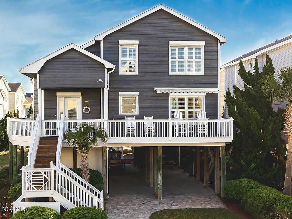 1st image of 4 Egret Court SW