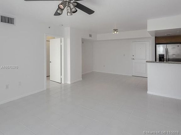 5th image of 1555 N Treasure Dr APT 512