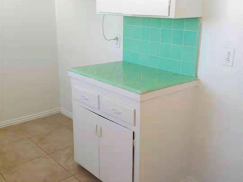 1st image of 208 S Santa Anita Ave #B