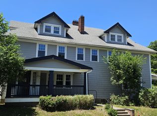 1990 Marlindale Rd, Cleveland Heights, OH 44118