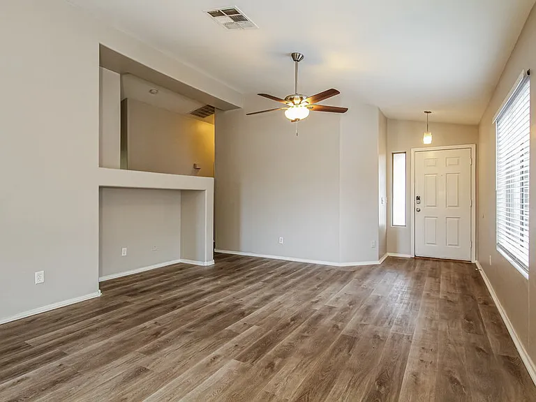 14973 W Port Au Prince Ln — Photo 5