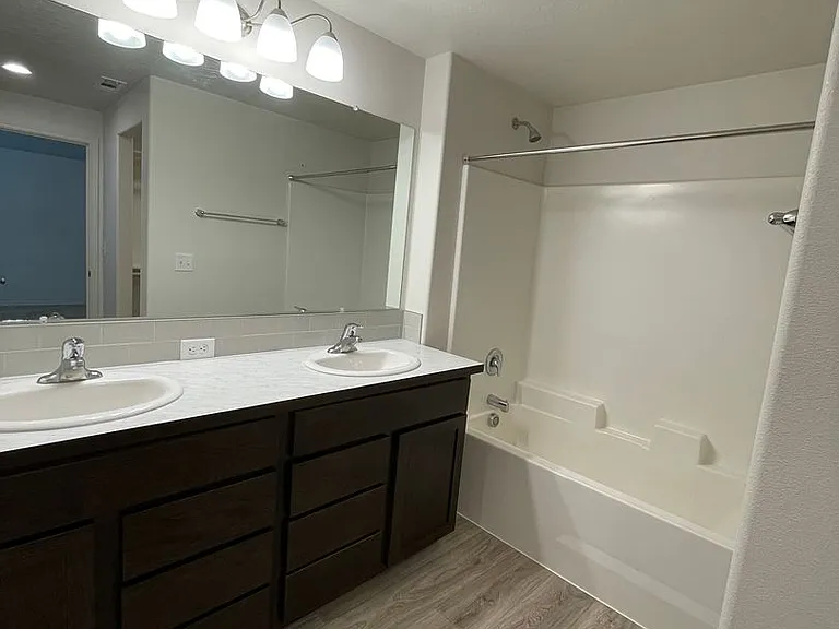 4213 Atwood Rd — Photo 24