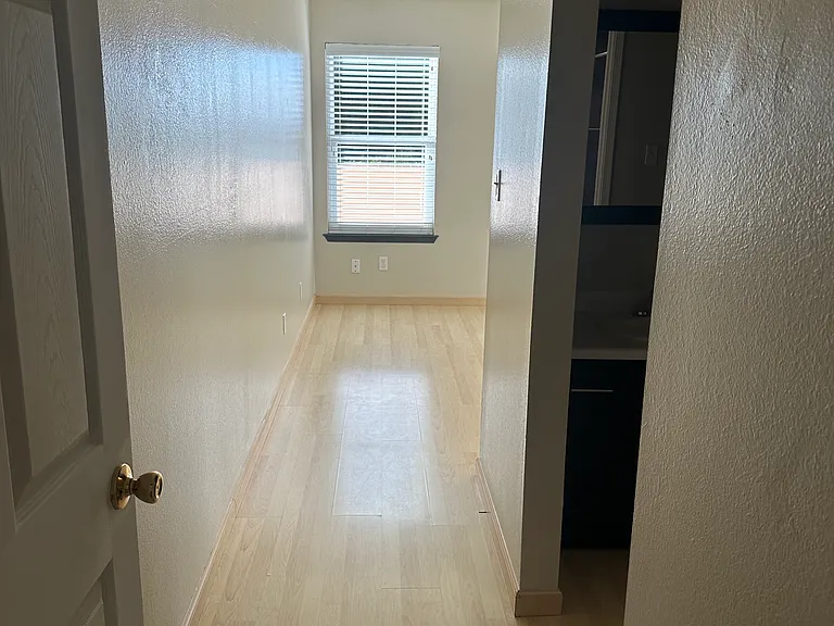 9439 Osuna Pl NE — Photo 11