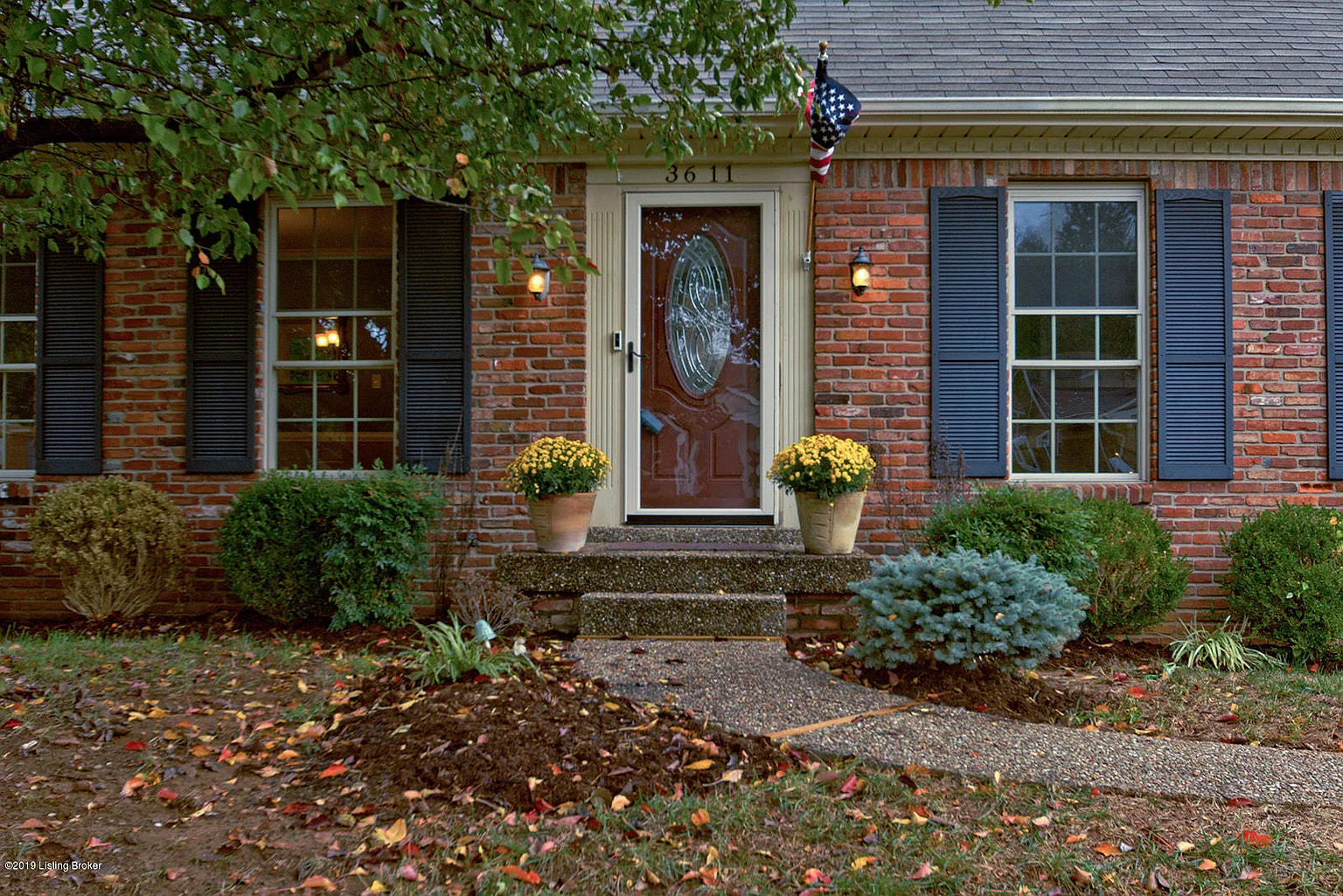 3611 Sudbury Ln photo 1