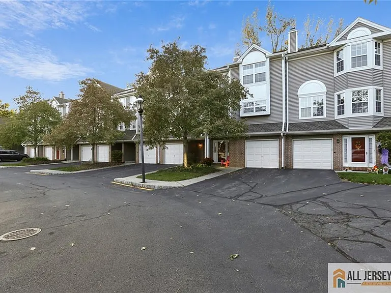 140 S Barrow Pl — Photo 25