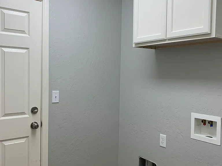 2423 W Corvina Ave — Photo 42