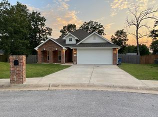 724 Kara Ln, Carl Junction, MO 64834