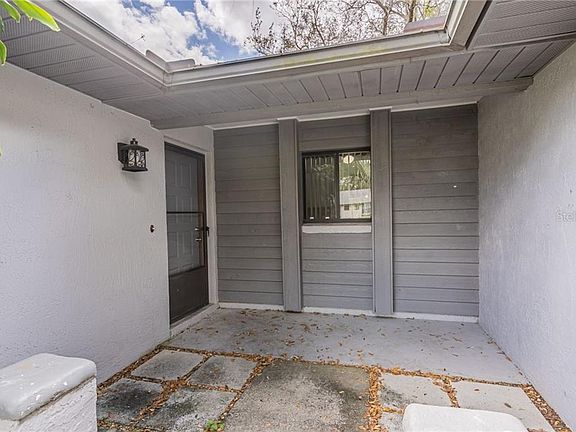 4th image of 3212 Netherwood Dr