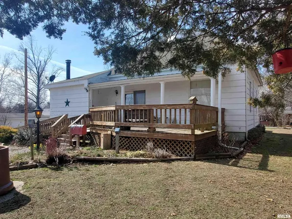 630 N Grafway St, Du Quoin, IL 62832