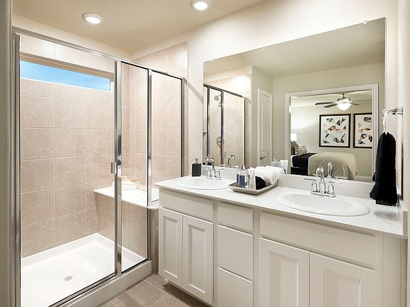 Beautiful master bathroom retreat