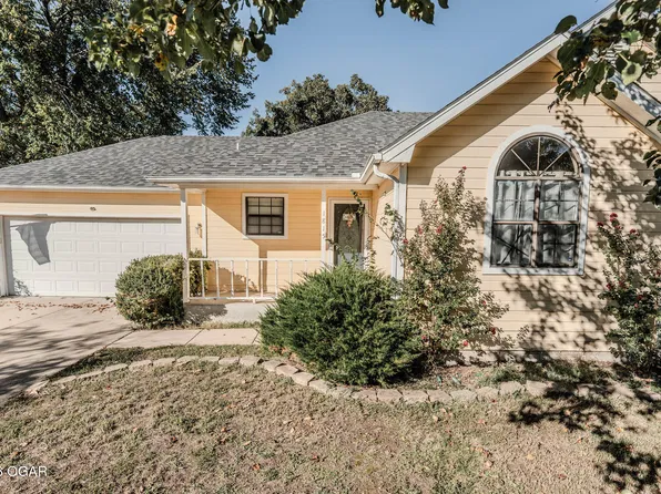 1815 Redbud Dr, Joplin, MO 64801