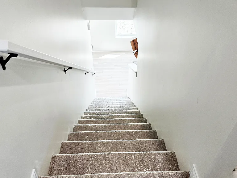 1015 Gwyn Ave — Photo 14