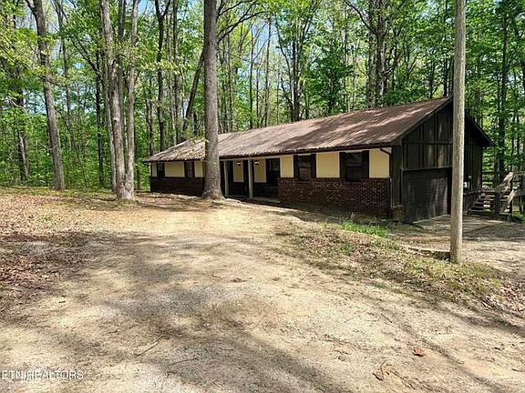 2nd image of 549 Yellow Cliff Estates Rd