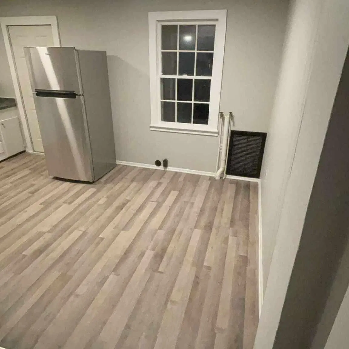 2 bed, 712 sqft, $995 — Photo 3
