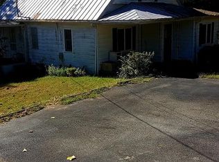 610 Ky Route 469, Redbush, KY 41219