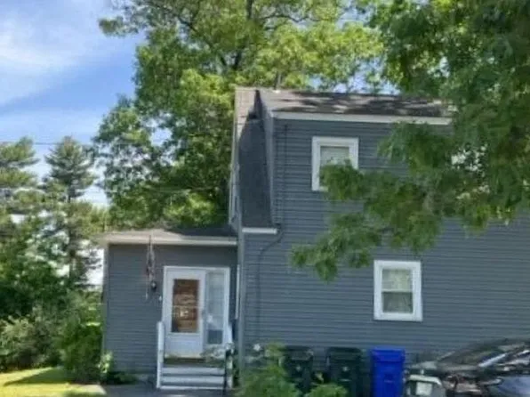 215 Boynton St, Manchester, NH 03102