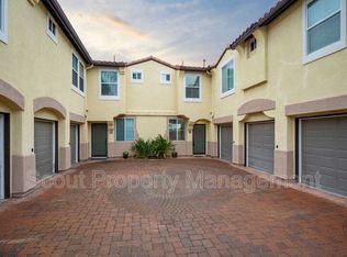 39235 Anchor Bay Ln #BAY;, Murrieta, CA 92563