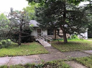 5235 N 44th St, Milwaukee, WI