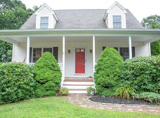 10 Tonkawa Ave, Westerly, RI 02891