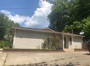 83 Lick Fork Rd, Fayetteville, WV 25840