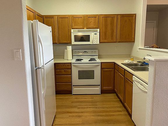 4th image of 5531 Valle Alegre Rd NW #17-A