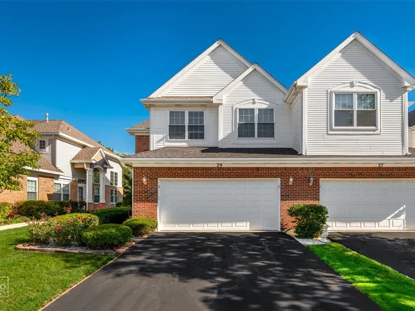 29 Bay Dr, Itasca, IL 60143