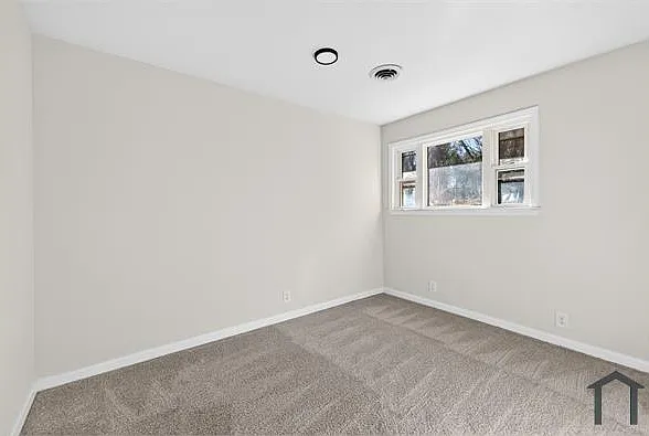 4406 W Argyle Dr — Photo 6