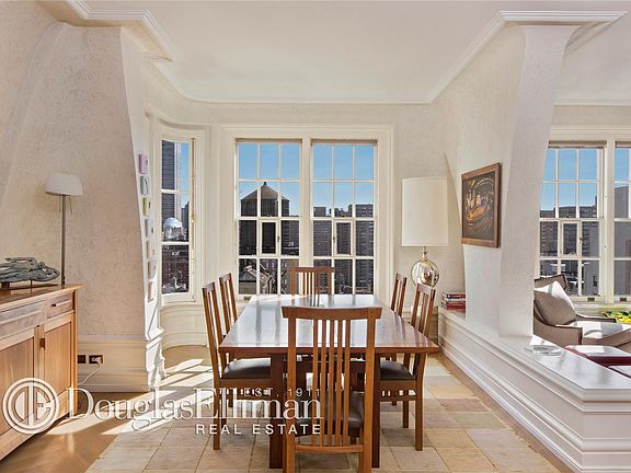 2nd image of 2109 Broadway APT 16