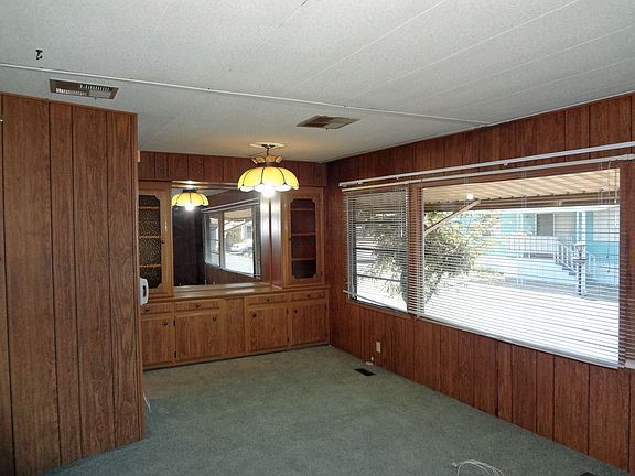 4th image of 1701 S Thornburg St Space 116