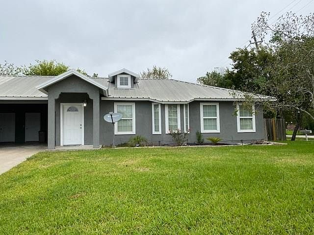 1st image of 4301 & 4303 Walnut Pl
