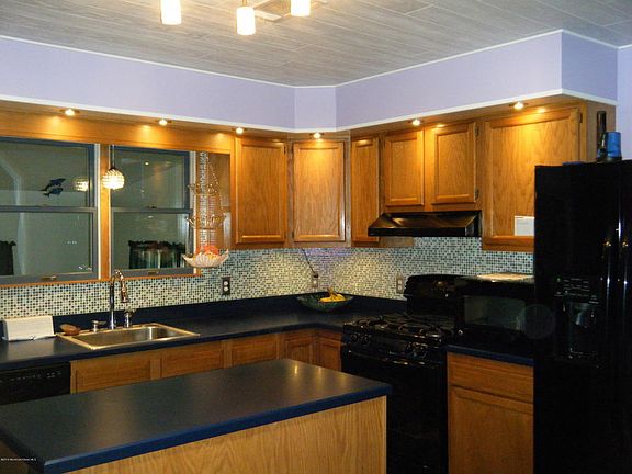 2nd image of 105 Dittmar Dr