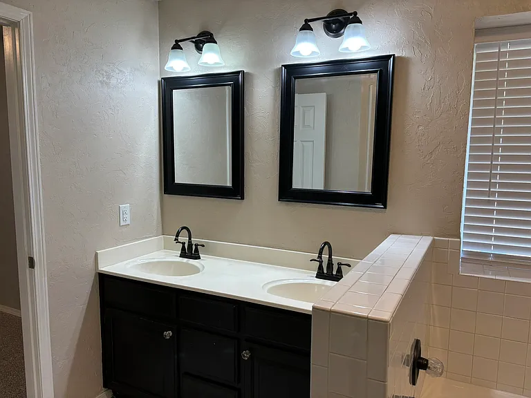 701 Goshawk Dr — Photo 15