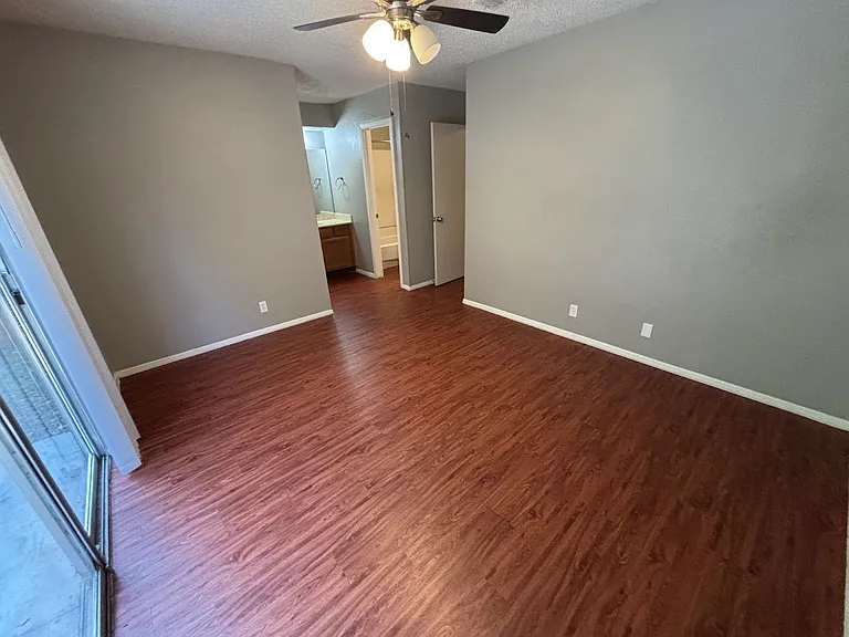 7214 Lilac Ln #B — Photo 9