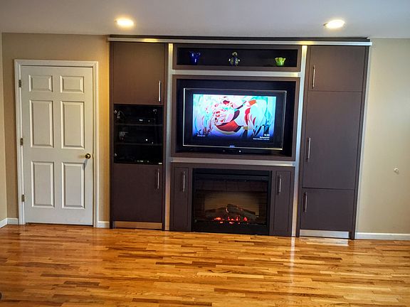 Custom built-in w/fireplace