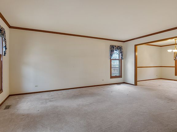 4th image of 4260 Huntington Blvd