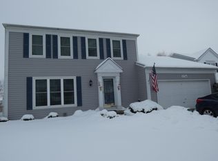 1174 Harwich Dr, Carol Stream, IL 60188