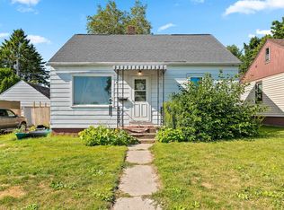 207 Rolland St, Algoma, WI 54201
