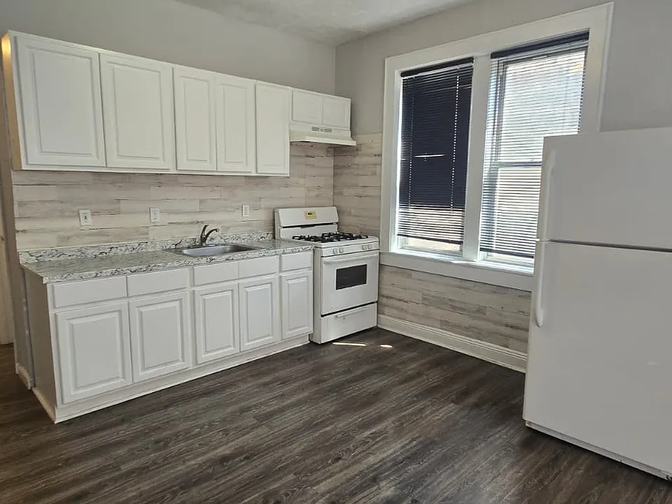 183 Stuyvesant Ave #A3