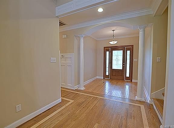 3rd image of 427 Peaceful Creek Dr