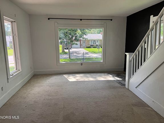 5th image of 1122 Highland Ave