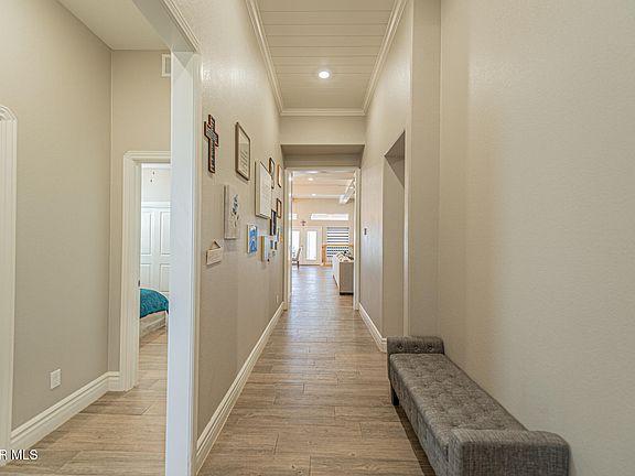 5th image of 2504 Tony Harper St