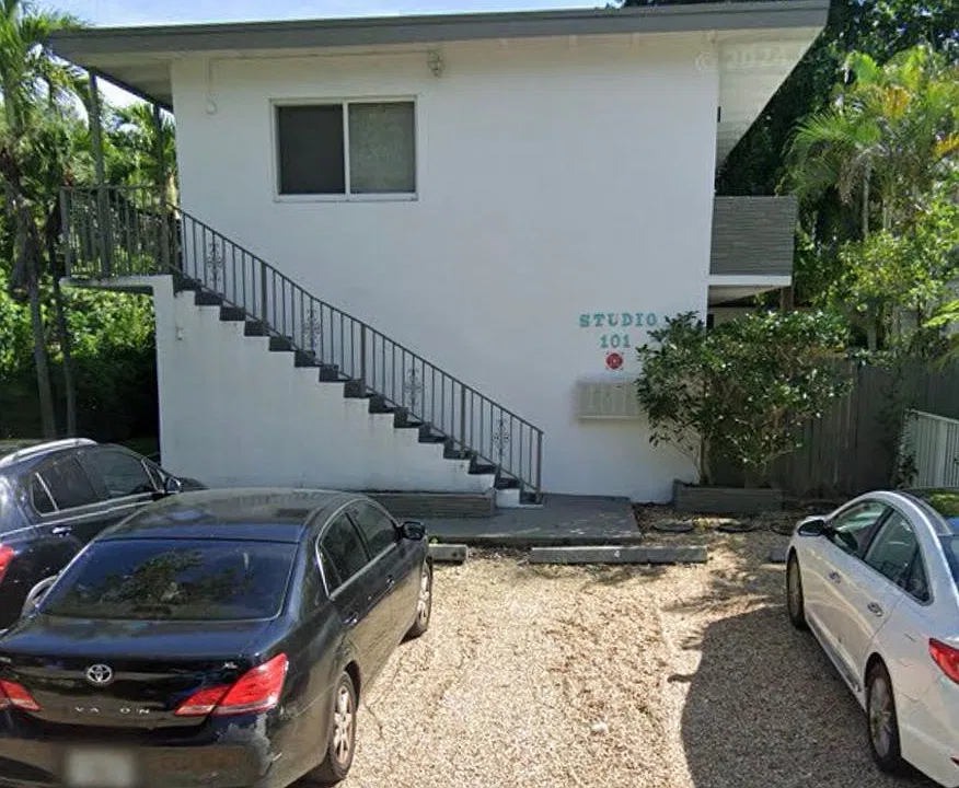101 SE 16th Ave