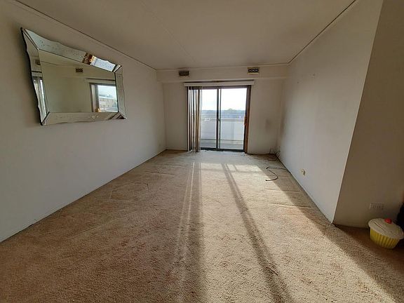 3rd image of 1460 Fairlane Dr APT 511
