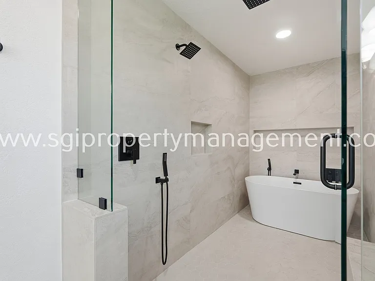 5040 E Columbine Dr — Photo 32